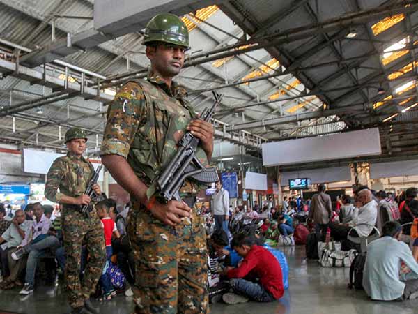 ரயில் நிலையங்களில் உஷார் நிலை 