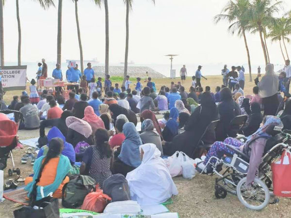 JMC Alumni conducts family day in Singapore 