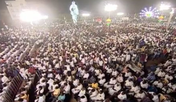 மோடி யார் 