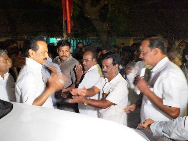 நேற்று இரவே சென்றார் 