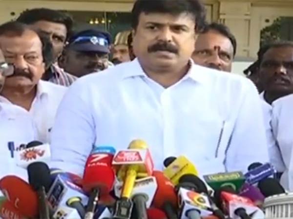 போன் செய்த சுதீஷ் 