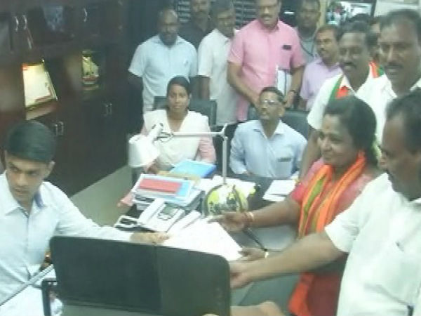 தூத்துக்குடி வேட்பாளர் 