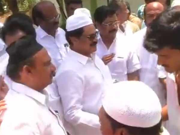 அரசியல் கட்சி 