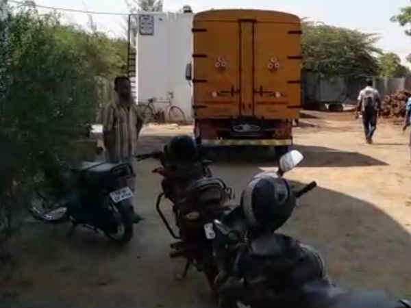4 North Indian workers died in Tiruppur when they exposed to a toxic gas 