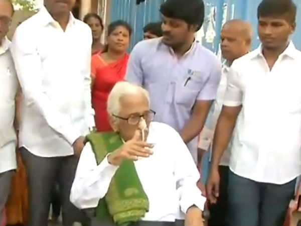 சக்கர நாற்காலி 