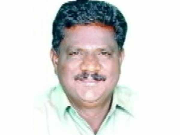 குலுங்கி அழுதார் 