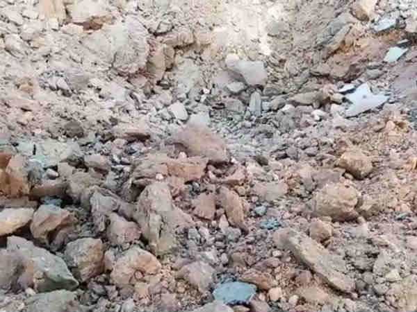 BJP MLA Bheema Mandavi and 5 cops killed in a Naxals attack 