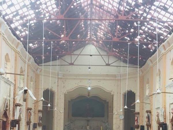 கிறிஸ்தவர்கள், வெளிநாட்டவர்கள் இலக்கு 