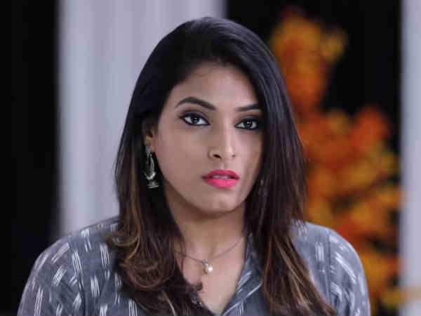 நீ வெளியே போ 