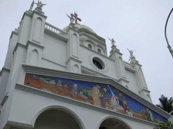 Chennai Anna Nagar St. Lukes church ban to take the bag 