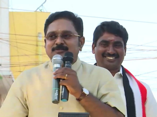 PMK vice president Manikandan joins AMMK 
