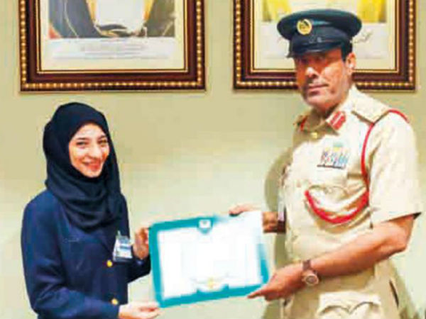 Indian woman in Quivered labor pain at Dubai Airport ..lady Inspector become nurse and saved woman Indian woman in Quivered labor pain at Dubai Airport ..lady Inspector become nurse and saved woman