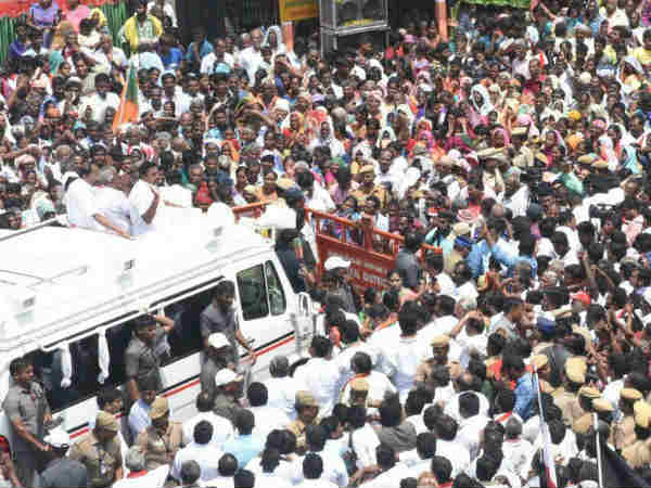 கூட்டணியில் ஒற்றுமை இல்லை 