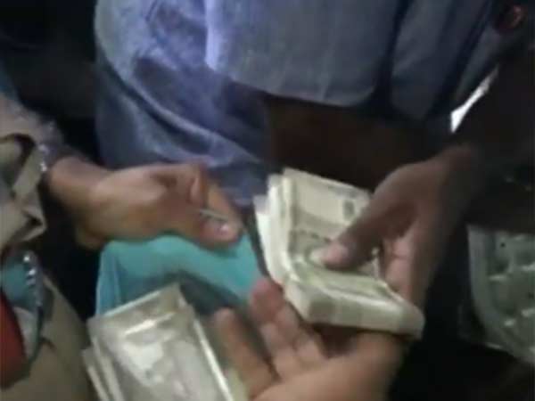 மடக்கிப்பிடிப்பு 