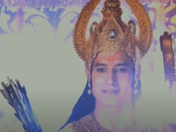 ஸ்ரீ ராமரின் கையில் ஸ்ரீ ராமரின் கையில்