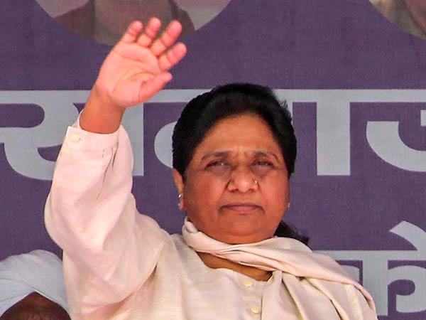 என்ன பின்புலம் 