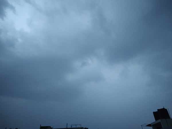 நாளைக்கும் மழைக்கு வாய்ப்பு 