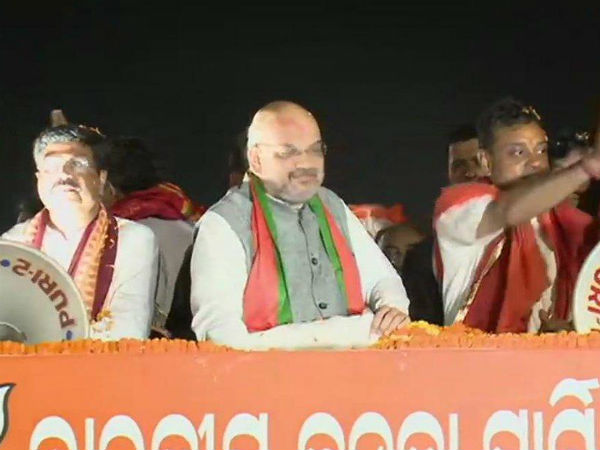 நெசவாளர்களுக்கு உறுதுணை 