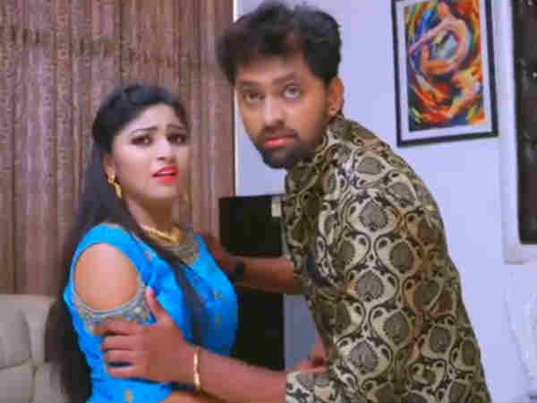 Nilas sister steals engagement ring 