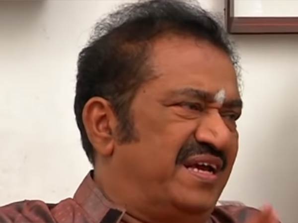 விளக்கேத்தி வச்ச கமல் 