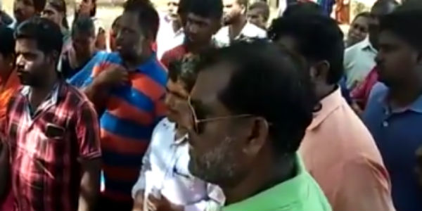 அறிவு இல்லை 