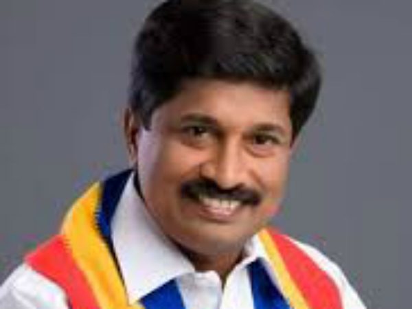 Actor Ganja Karuppu campaigned in Dindigul 