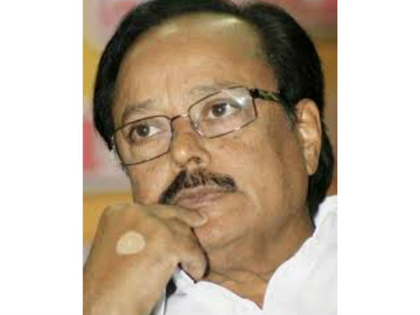 மீண்டும் வேட்பாளர்