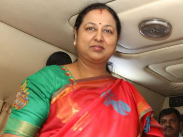 ஆளுயர மாலை 