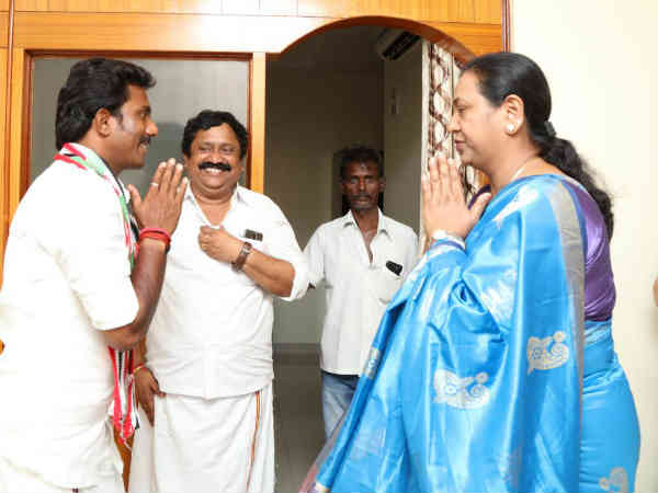 போட்டோக்கள் 