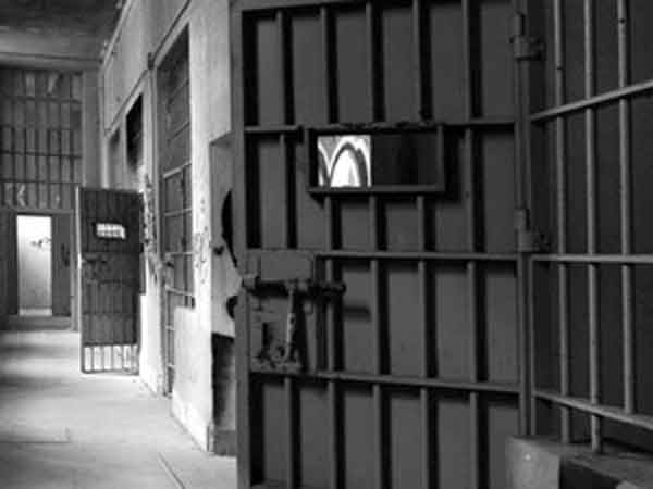 கணவரான குற்றவாளி 