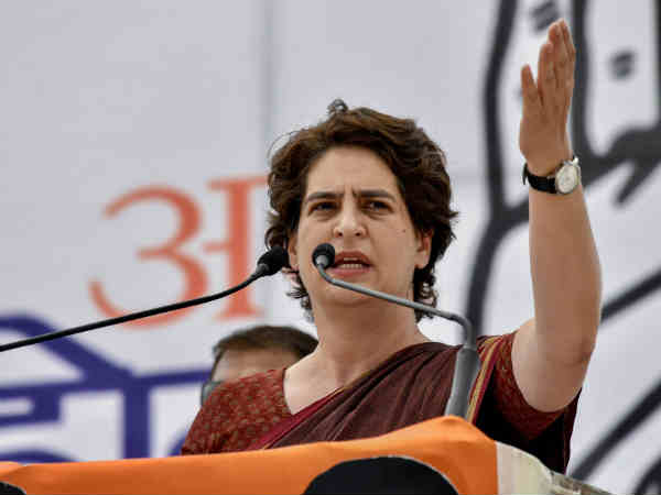 ஏழை மக்களுக்கு உதவி ஏழை மக்களுக்கு உதவி