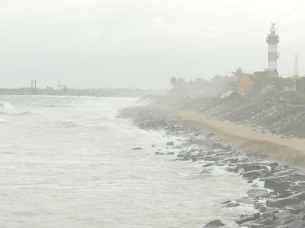 புதுவை முதல்வர் ஆலோசனை