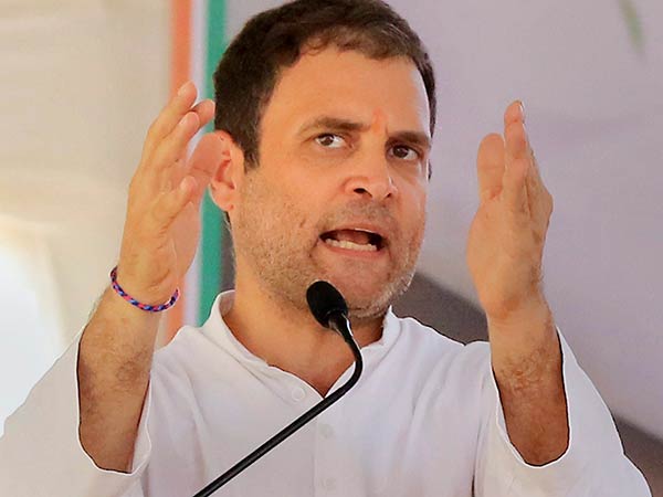  வயநாட்டில் ராகுல் காந்தி 