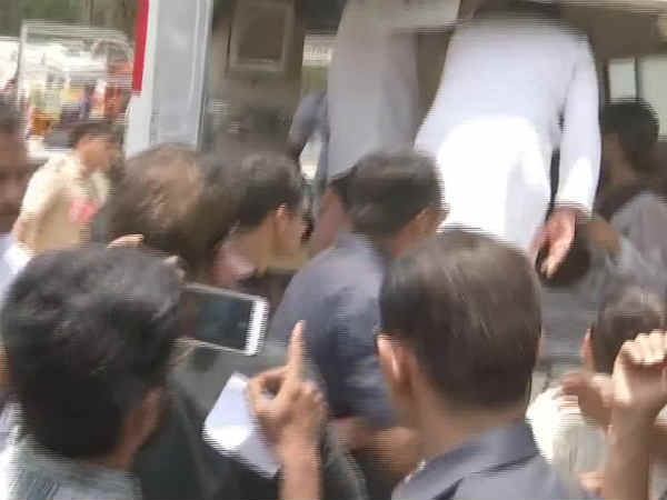 என்ன வேகம் 