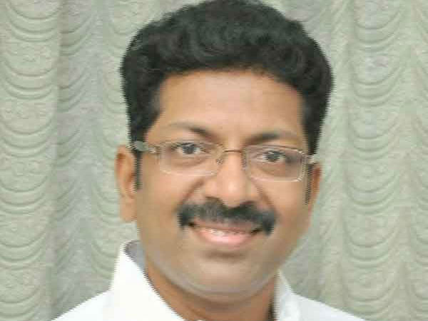 2 வேட்பாளர்கள் 