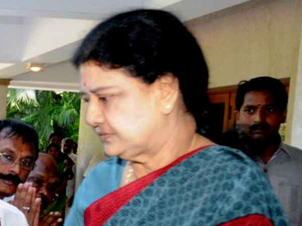 சசிகலா ஆதரவு 