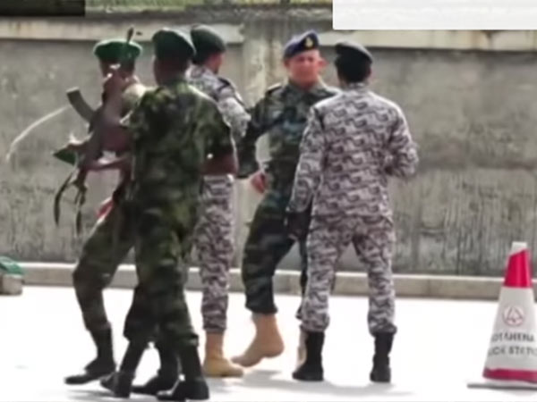 உளவுத்துறை தகவல் 