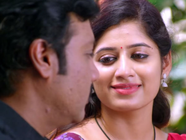 Muthuselvi tries for romance with Chinnavar 