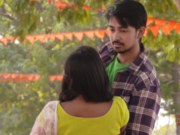 வாயேன் லிஃப்ட் 