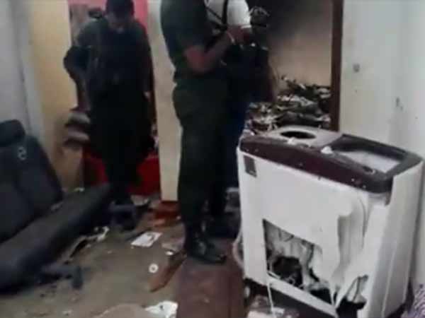 4 பேர் பயங்கரவாதிகள் 