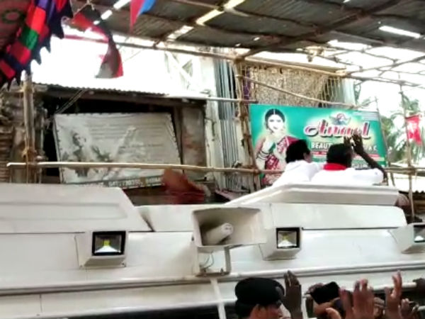 ஹெலிகாப்டர் 