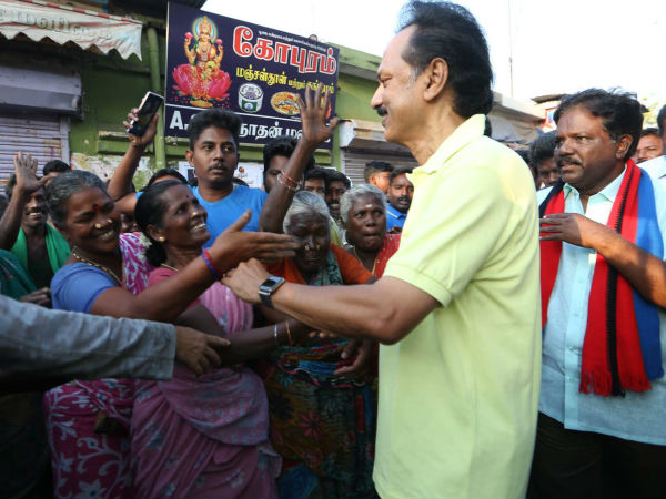 வாக்கிங்-டாக்கிங் 