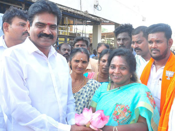 கேஷூவல் தமிழிசை 