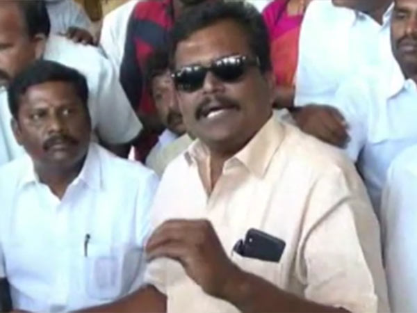  புகார் தர போகிறோம்