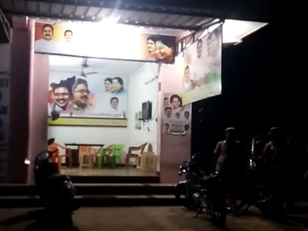 Firing in Andippatti, Deny permission to Police enter into ammk office 