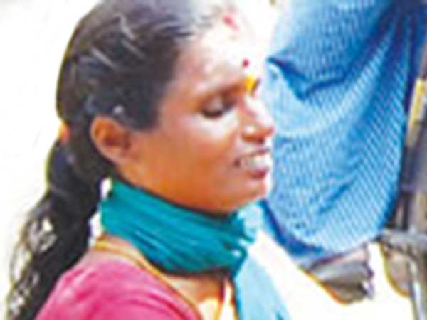 நர்மதா நந்தகுமார் 