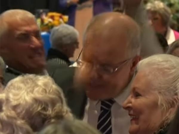 பெண்கள் அமைப்பு 