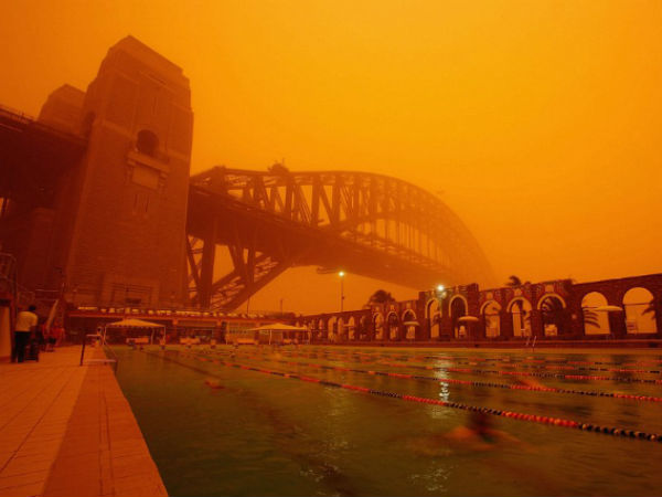 Dust storm blankets Australias major city.. People are suffering turning daylight to midnight Dust storm blankets Australias major city.. People are suffering turning daylight to midnight