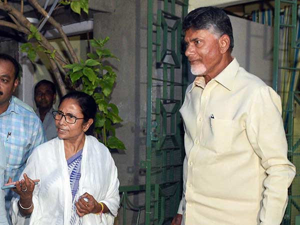 Andhra Pradesh CM Chandrababu meets CM Mamata Banerjee in Kolkata Andhra Pradesh CM Chandrababu meets CM Mamata Banerjee in Kolkata