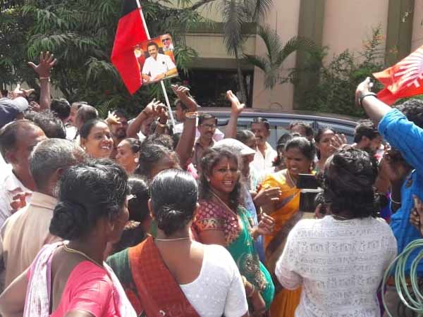 DMK starts its account by leading in 2 places 